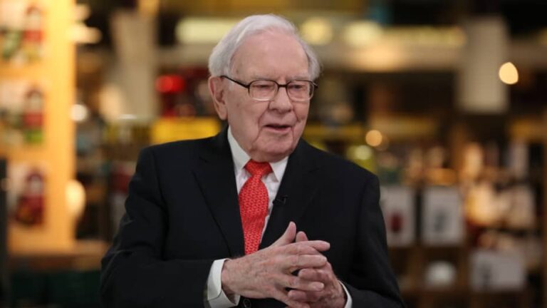 Warren Buffett: Απίστευτα κέρδη 3.800.000% για τη μετοχή της Berkshire Hathaway