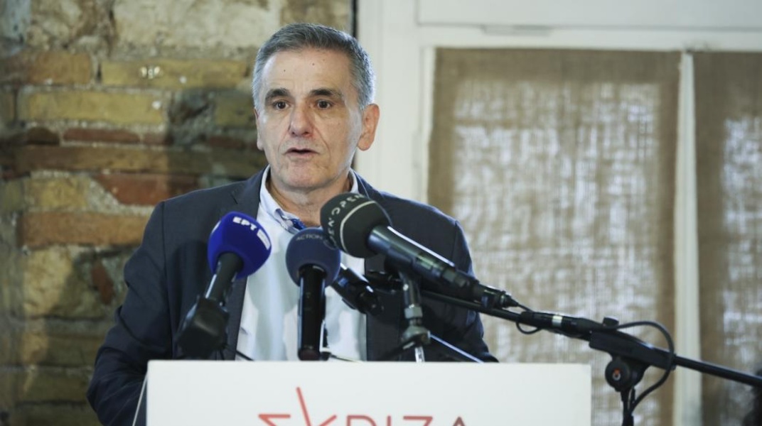 Τσακαλώτος για Μακρόνησο: Μεγάλο λάθος το βίντεο Κασσελάκη, συγγνώμη εκ μέρους του ΣΥΡΙΖΑ