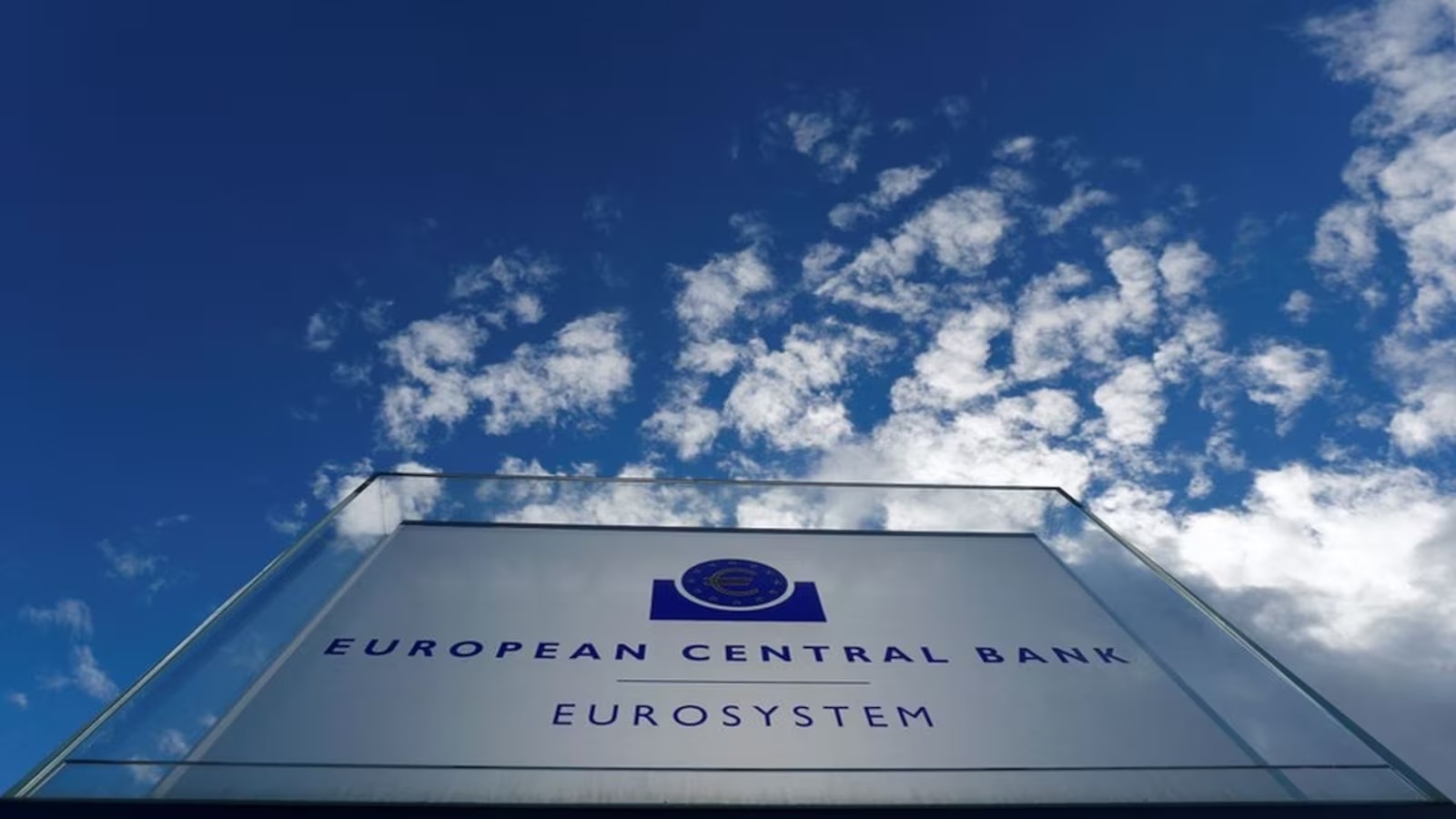 Προειδοποίηση ΕΚΤ κατά του εφησυχασμού - Γεωπολιτική και εκλογές απειλούν τις αγορές