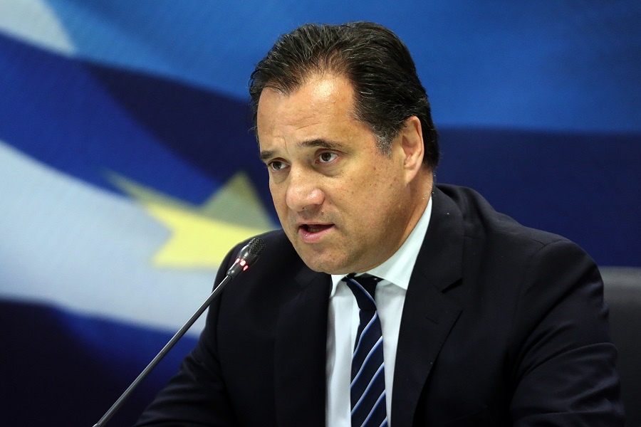 Γεωργιάδης: Μετατρέπουμε την «μαύρη» εργασία σε νόμιμη και φανερή
