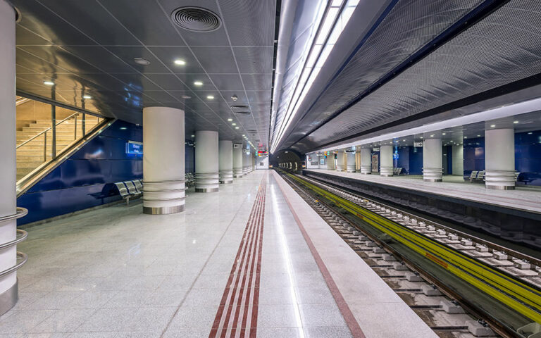 Μετρό: Κλείνουν σήμερα στις 15:30 οι σταθμοί «Κορυδαλλός» και «Μανιάτικα»