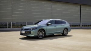 Volkswagen: Μόνο σε Variant έκδοση το νέο Passat