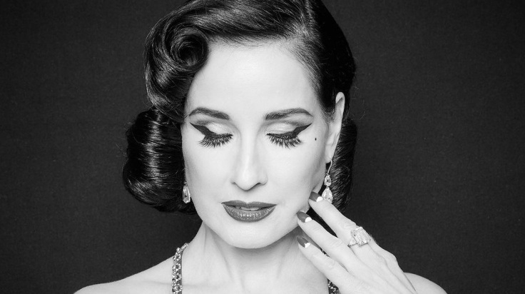 230920072737_take-a-moment-dita