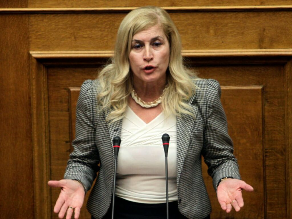 Ελένη Αυλωνίτου εναντίον Πάνου Σκουρλέτη: «Αιδώς Αργείοι, οι αποφάσεις της πλειοψηφίας ισχύουν για όλους»