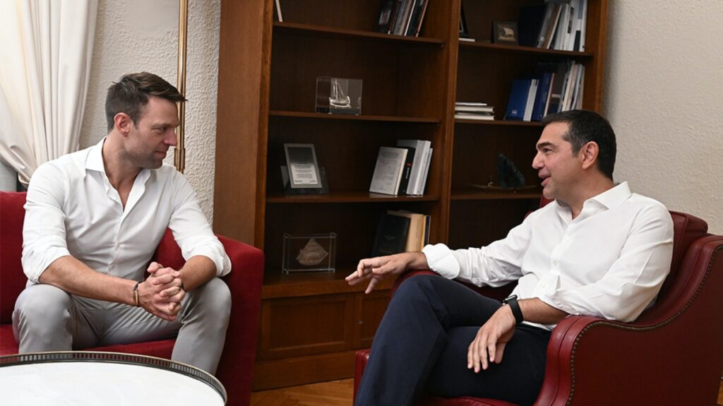 Τσίπρας σε Κασσελάκη: Να χαρείς αυτές τις μέρες – Οι χαρές στην πολιτική δεν είναι περίσσιες