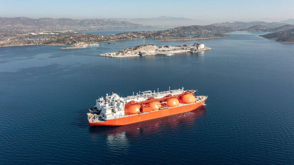 Πρωτιά της ΔΕΠΑ για τον Μάρτιο στον ανεφοδιασμό βυτίων LNG
