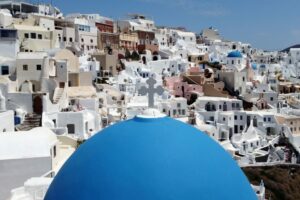 Εθνική Τράπεζα: Νέο ρεκόρ για τον ελληνικό τουρισμό το 2023, παρά τα εμπόδια