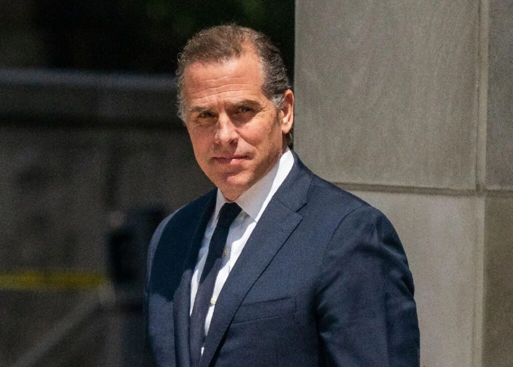 Ο γιος του Μπάιντεν αντιμέτωπος με ποινή κάθειρξης έως 25 ετών – Οι κατηγορίες που τον βαραίνουν