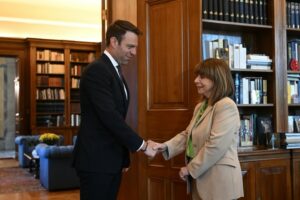 Στο Προεδρικό Μέγαρο ο Στέφανος Κασσελάκης - Τι συζήτησαν με την ΠτΔ