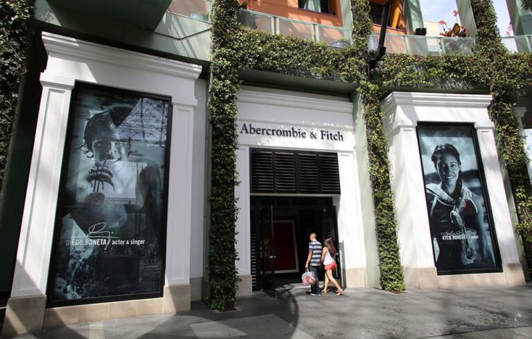 Σκάνδαλο στην Abercrombie & Fitch