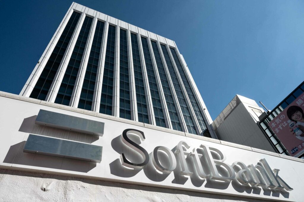 CEO SoftBank: Σε 10 χρόνια η τεχνητή νοημοσύνη θα έχει ξεπεράσει την ανθρώπινη