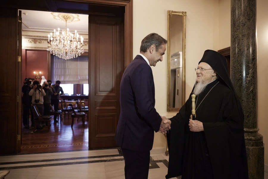 Με τον Οικουμενικό Πατριάρχη Βαρθολομαίο συναντάται το απόγευμα ο Κ. Μητσοτάκης