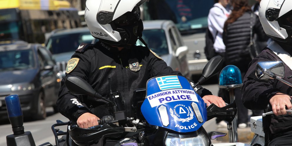 Αιματηρή ληστεία στην Κηφισιά: Μαχαίρωσαν υπάλληλο καταστήματος