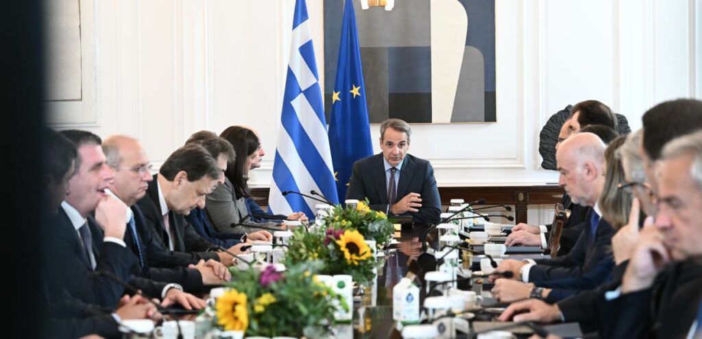 231104113321_mitsotakis_84