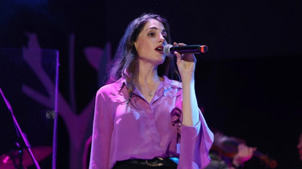 231105105746_ezgif.com-webp-to-jpg (24)