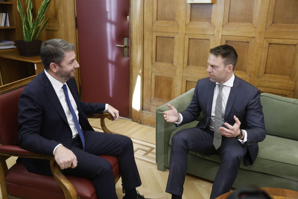 Ανδρουλάκης σε Κασσελάκη: Οι αρχηγοί πρέπει να συζητάμε -Να υπάρχουν δίαυλοι επικοινωνίας