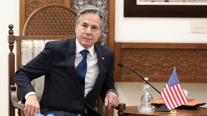 Μπλίνκεν: Είμαστε σε άμεση επαφή με τους ισλαμιστές που «έριξαν» τον Άσαντ