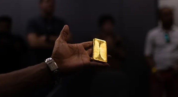 231108171206_gold