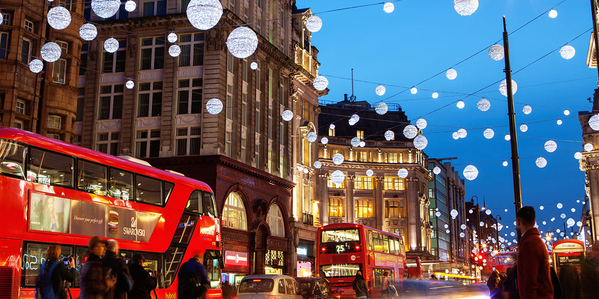 «Μύρισε» Χριστούγεννα στο Λονδίνο