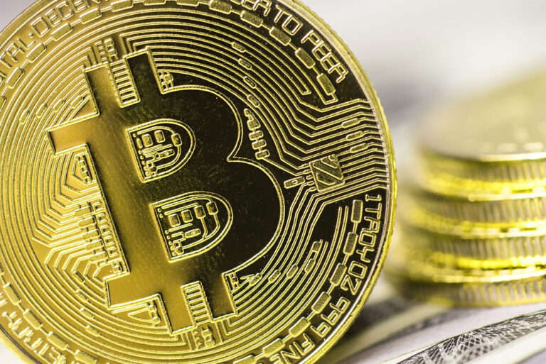 Το Bitcoin ξεπέρασε τα $37,000 για πρώτη φορά σε έξι μήνες καθώς η αισιοδοξία για ένα επερχόμενο ETF ενισχύεται