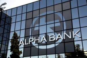 ΤΧΣ: Η UniCredit κατέθεσε προσφορά για την εξαγορά του 9% της Alpha Bank