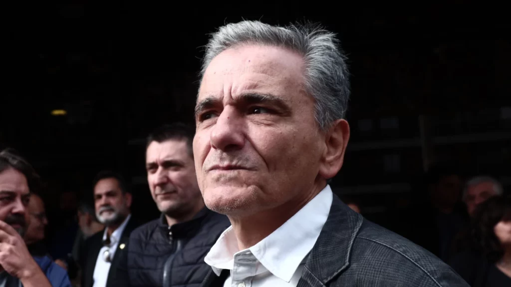 Ευκλείδης Τσακαλώτος: «Δεν έχω ξανακούσει από αριστερό άνθρωπο να μιλάει για πέμπτη φάλαγγα»