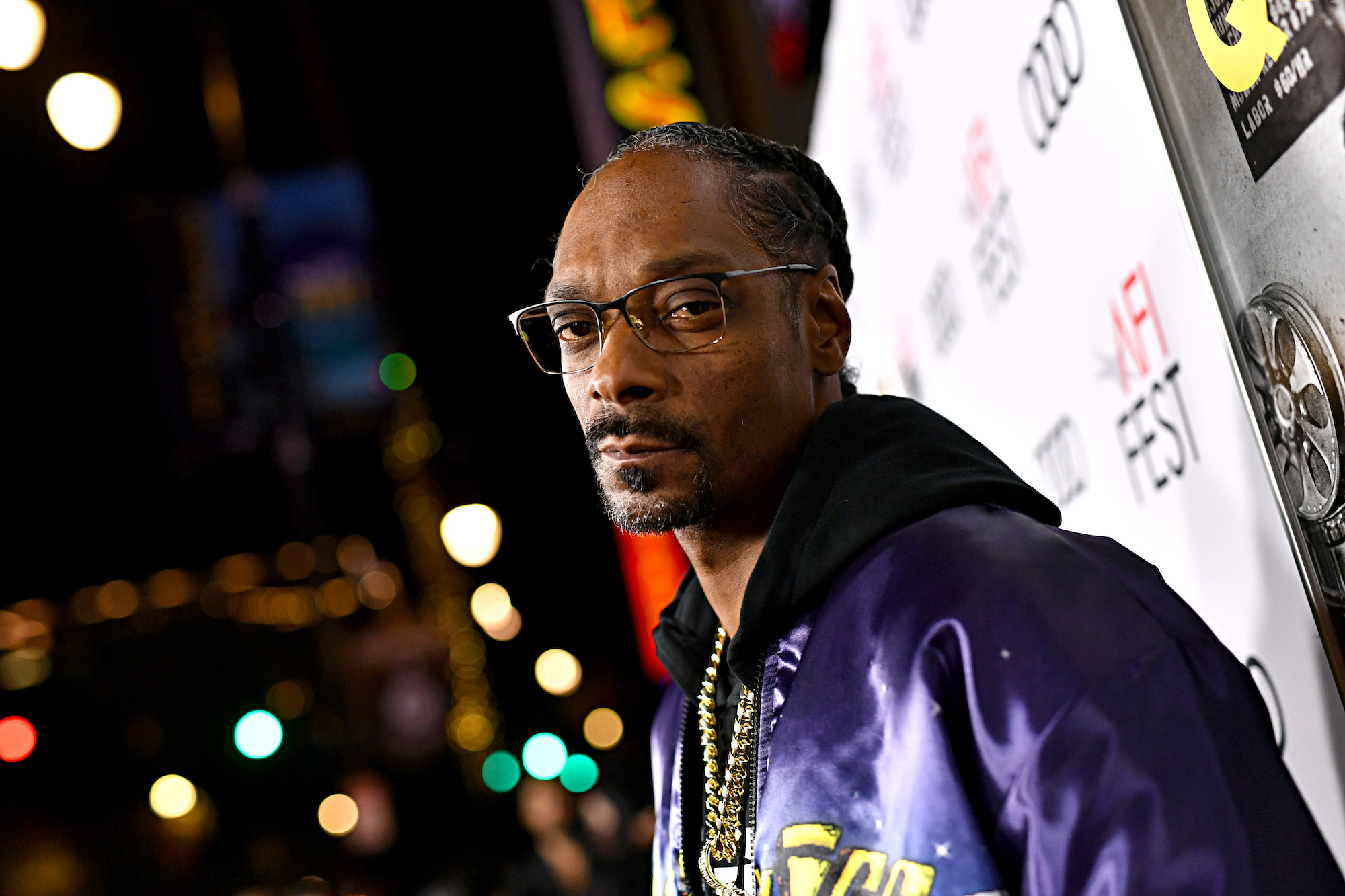 Snoop Dogg: Ο «βασιλιάς της μαριχουάνας» ανακοίνωσε ότι κόβει το κάπνισμα - Δεν σταματούν να τον τρολάρουν
