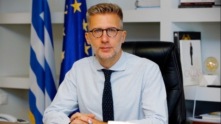 Σκέρτσος: Έρχονται επιπλέον 12 αυξήσεις στους μισθούς ιδιωτικών και δημοσίων υπαλλήλων αλλά και συνταξιούχων