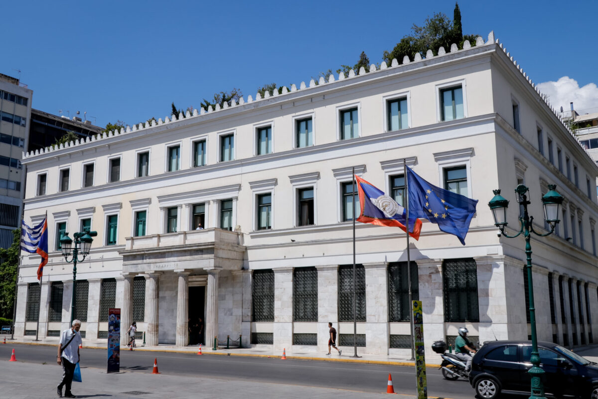 Μειώνονται κατά 5% τα δημοτικά τέλη στον Δήμο Αθηναίων