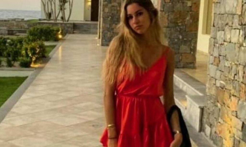 Ανδρέας Παπανδρέου: Μαγνήτισε όλα τα βλέμματα η εγγονή του στην πασαρέλα του Madwalk (ΒΙΝΤΕΟ)