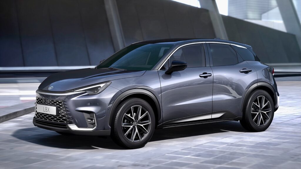 Lexus LBX: Το νέο premium SUV