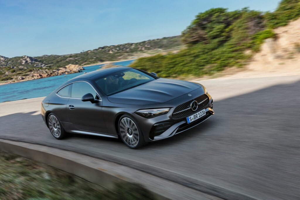 Η coupe Mercedes CLE συνδυάζει στυλ και πολυτέλεια