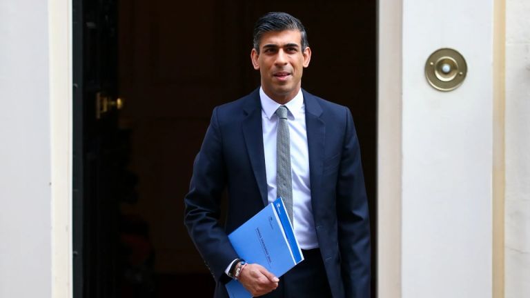Βρετανία: Ο Σούνακ ανακοίνωσε υποχρεωτική θητεία για τους 18χρονους αν εκλεγεί