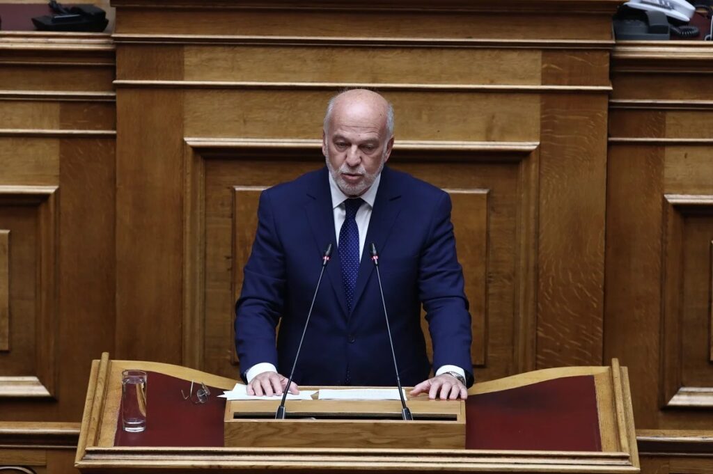 Νέες αλλαγές στον Ποινικό Κώδικα: Αυτεπάγγελτη δίωξη για απιστία και απάτη