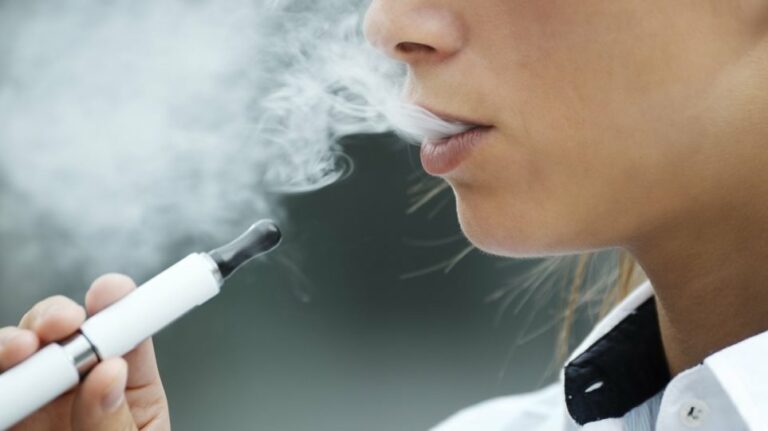 Αυστραλία: Προχωρά σε απαγόρευση των ηλεκτρονικών τσιγάρων μιας χρήσης