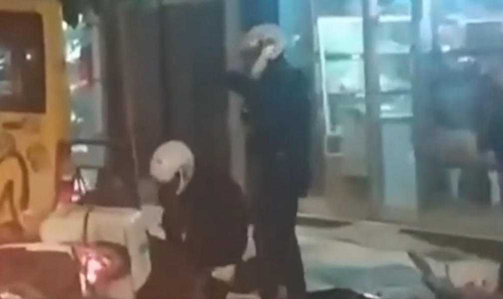 Εισαγγελική παρέμβαση για τον ξυλοδαρμό πολίτη από αστυνομικούς στη Βικτώρια