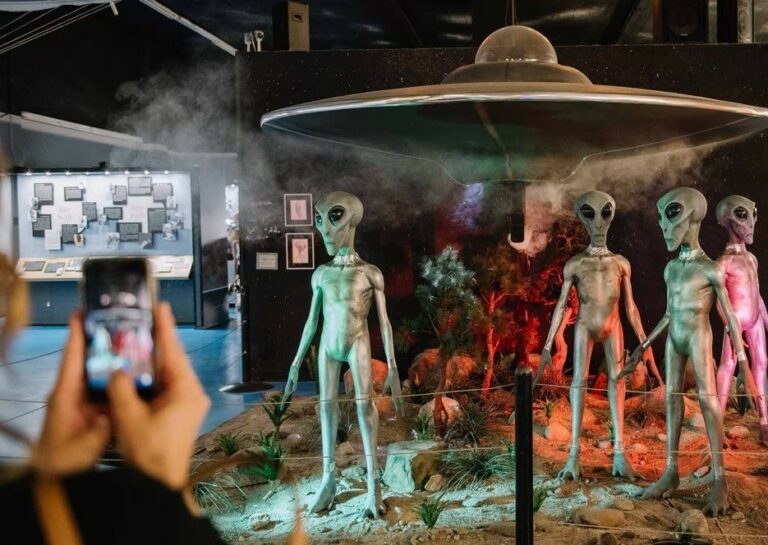 UFO Tours: Η νέα τάση στα ταξιδιωτικά πακέτα