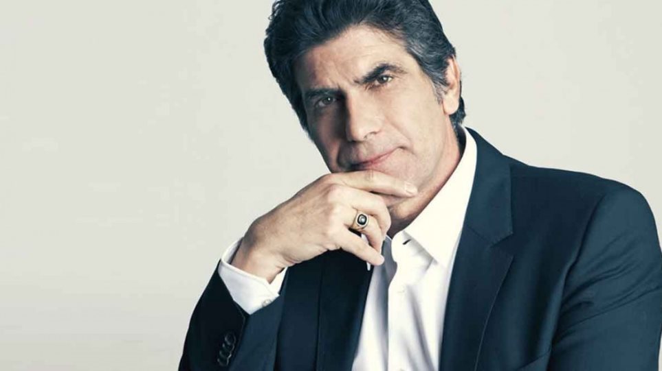 Γιάννης Μπέζος: Ο Χίτλερ είναι αρνί μπροστά στην ελληνική οικογένεια