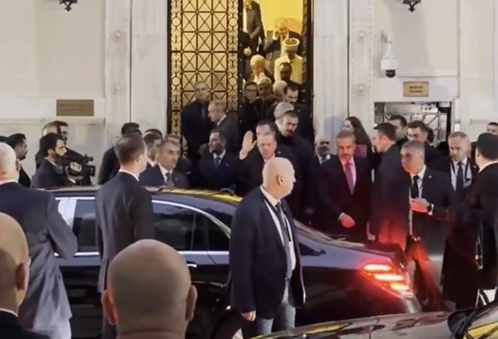 Η πρεσβεία της Τουρκίας στην Αθήνα ήταν ο τελευταίος προορισμός του Ρ. Ερντογάν (ΒΙΝΤΕΟ)
