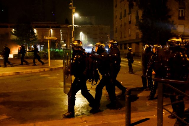 Ρέντης- 18χρονος: «Ήθελα να πετάξω ψηλά τη φωτοβολίδα» - Θα απολογηθεί την Πέμπτη
