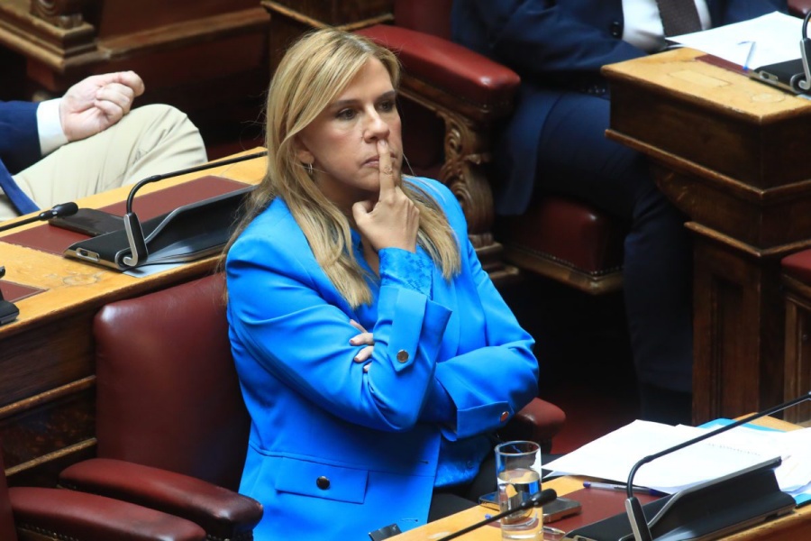 Εξεταστική για τα Τέμπη: Αυτοεξαιρέθηκε από μέλος η βουλευτής της ΝΔ Ζωή Ράπτη