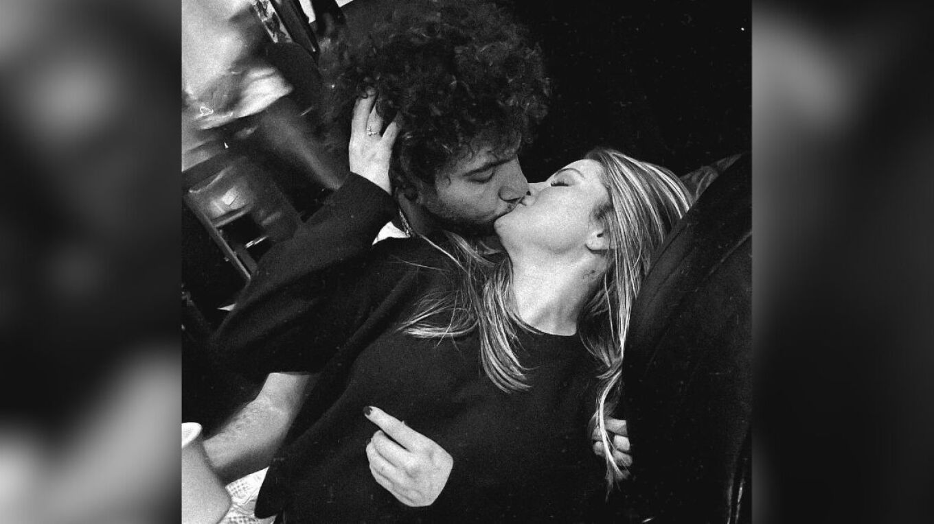 Σελένα Γκόμεζ: Το φιλί της με τον Μπένι Μπλάνκο στο Instagram