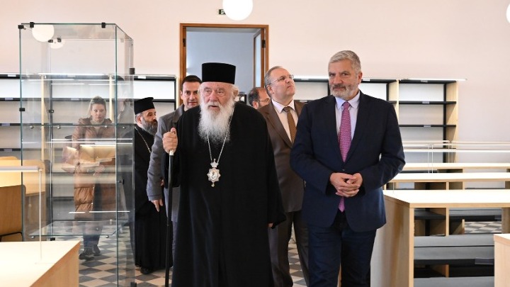 Περιφέρεια Αττικής: Ανακατασκευή τριών κτιρίων της Εκκλησίας στον χώρο του πρώην 401 Νοσοκομείου