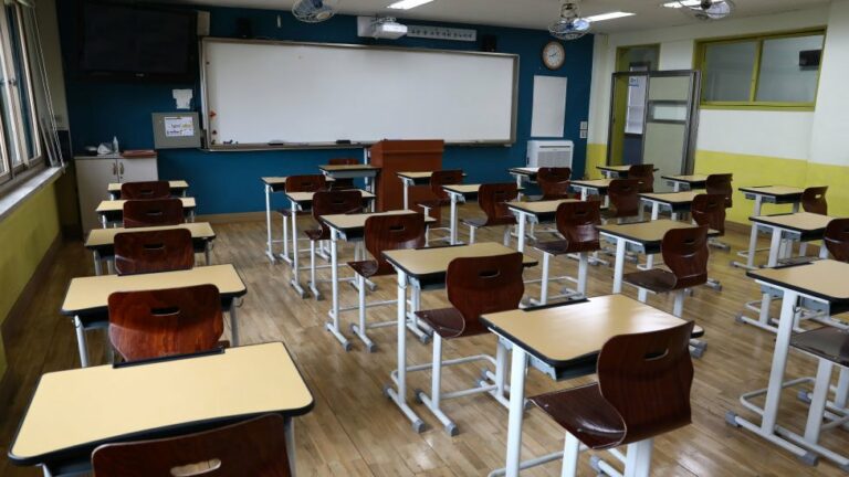 Νότια Κορέα: Μαθητές μήνυσαν την κυβέρνηση γιατί οι εισαγωγικές εξετάσεις έληξαν 90 δεύτερα νωρίτερα