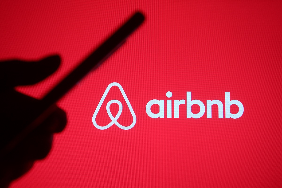 Airbnb: Αποζημιώνει πελάτες της- 2.000 παράπονα