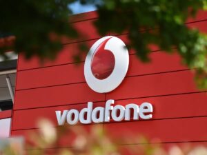 Vodafone Ελλάδας: Επενδύσεις σε υποδομές οπτικών ινών και 5G