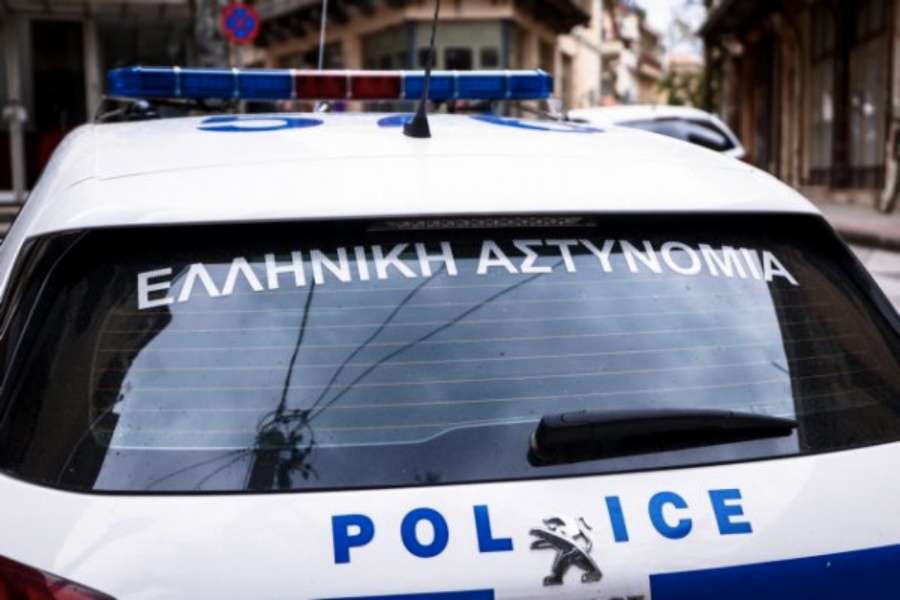 Φιλιατρά: 56χρονος μαχαίρωσε με σουγιά τον αδελφό του στη μέση της πλατείας
