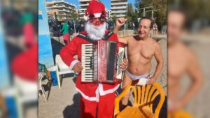 Σπύρος Μπιμπίλας: Στην παραλία πέρασε την παραμονή των Χριστουγέννων