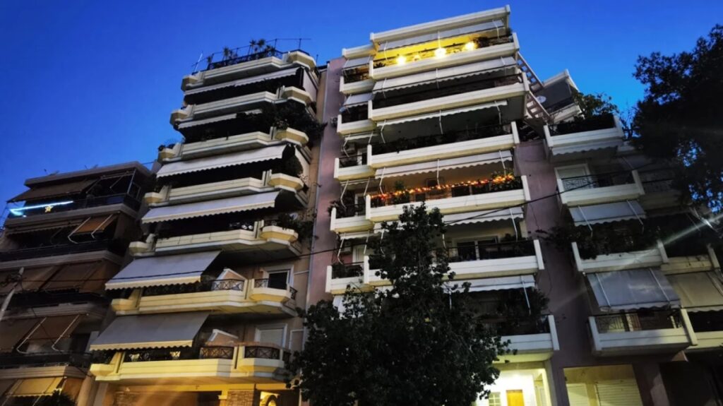 Νέα Σμύρνη: Ποινική δίωξη στον 18χρονο που σκότωσε τον αδερφό του