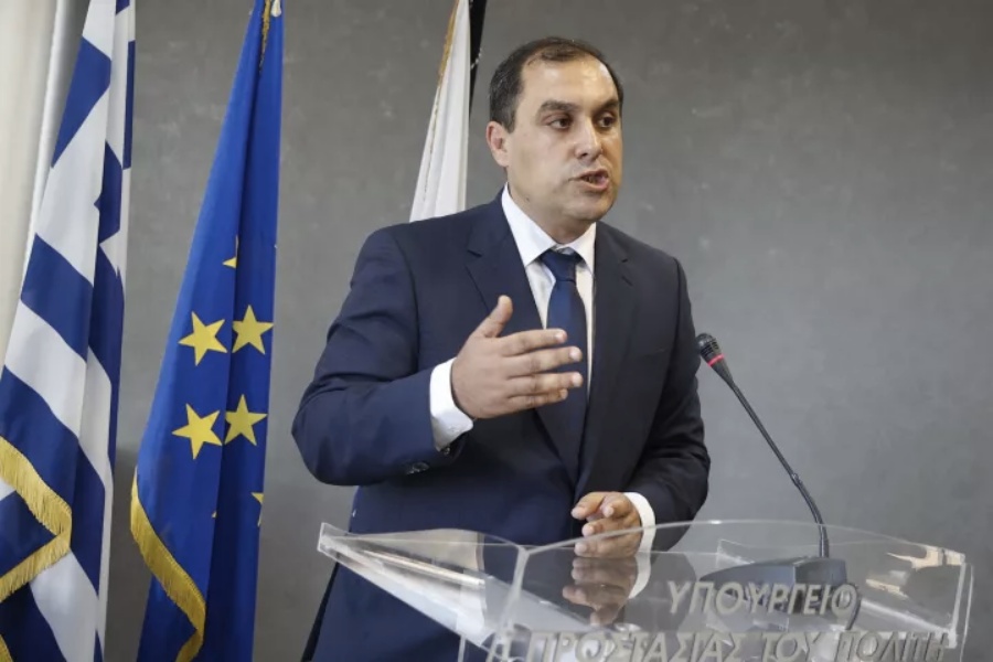 K.Κατσαφάδος: Τραγικές ημέρες για την ΕΛΑΣ - Σύντομα νέες συλλήψεις για τα επεισόδια στο κλειστό του Ρέντη